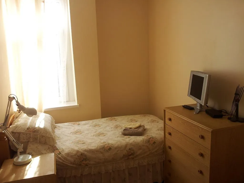 Weaver'S House B&B Cardiff Bed & Breakfast